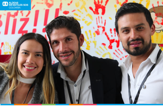 Youthcan-f2.jpg Los jóvenes podemos
