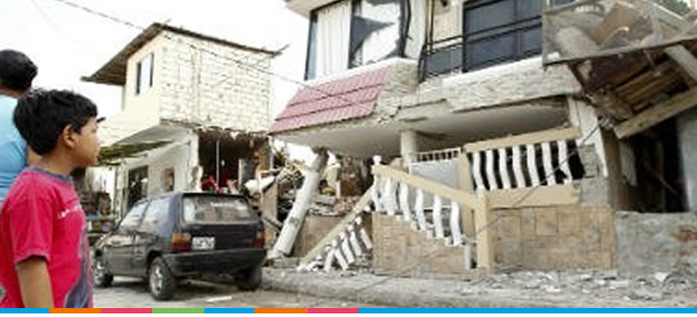 Familias SOS a salvo luego de que un gran terremoto golpea a Ecuador